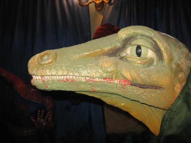 Troodon_head.jpg