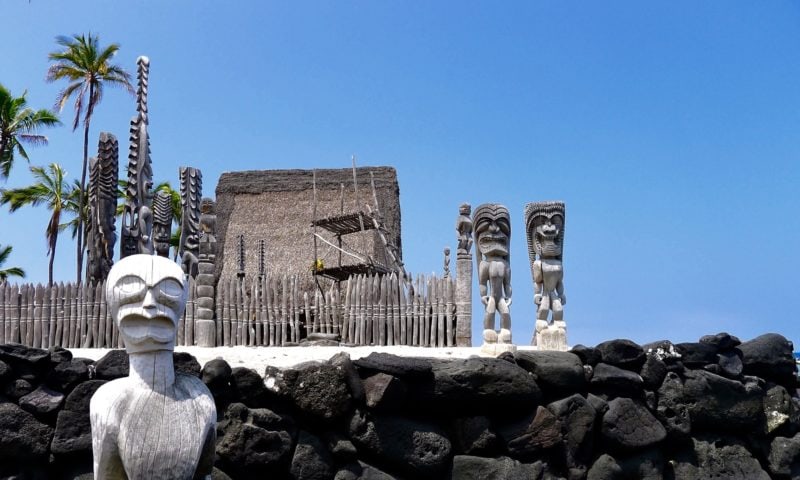 kii-hale-o-keawe-800x480.jpg.11c7472878774e0704505e3477174465.jpg