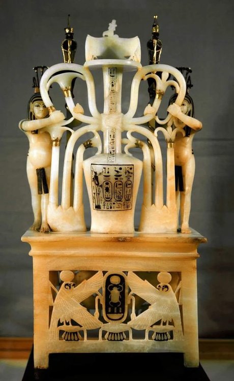 241125-Alibaster-perfume-vase-Tomb of Tutankhamun, 14th century BC.jpg